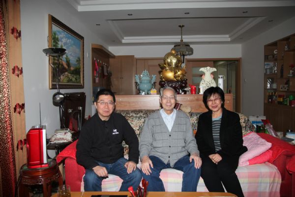 春节前夕 省委会机关走访慰问老领导、老党员