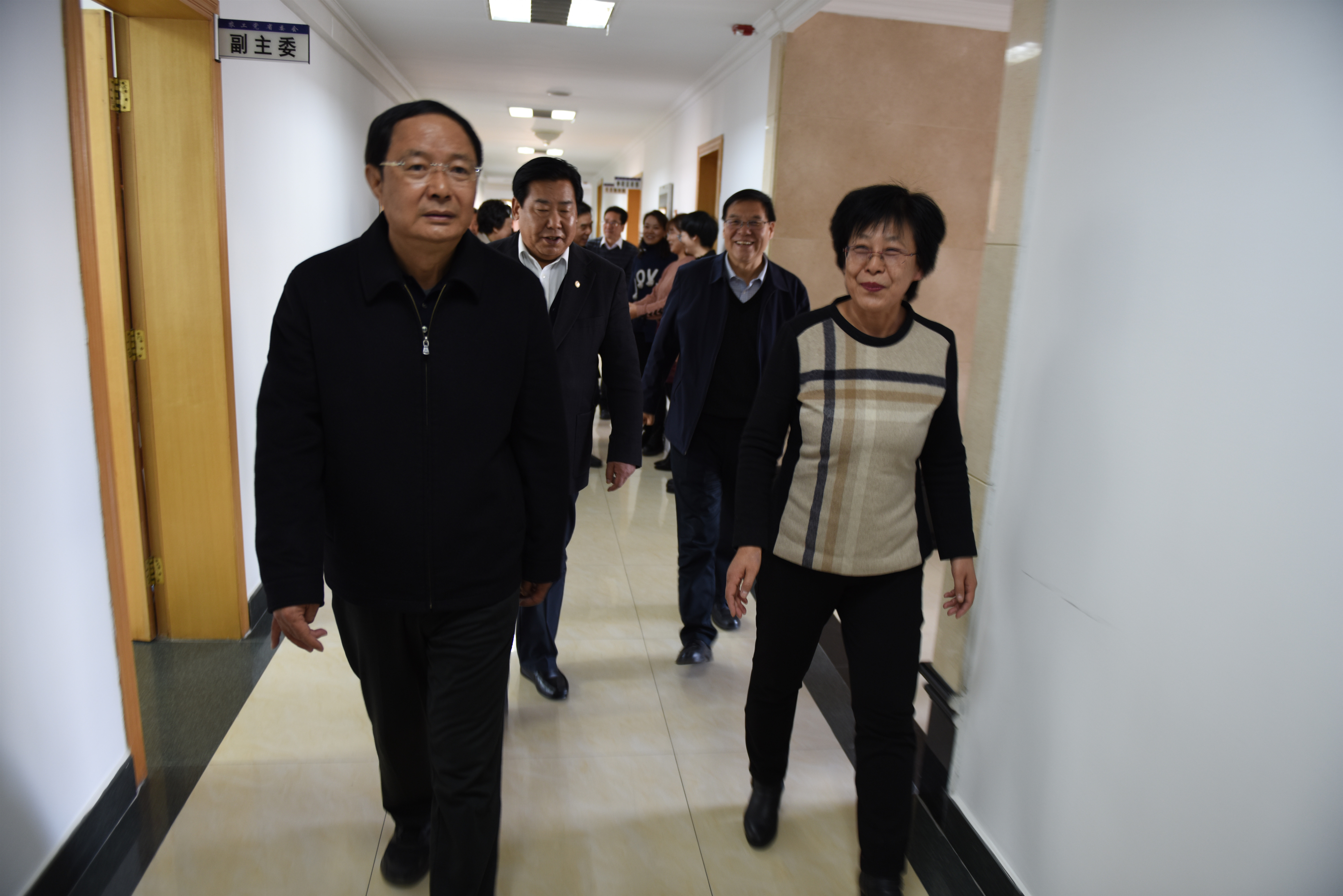 省政协主席欧阳坚走访农工党甘肃省委会机关