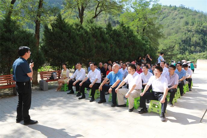 郭天康主委参加全省民主党派、无党派代表人士暑期学习谈心活动