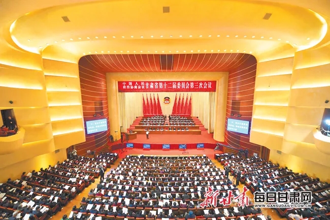 农工党界别人大代表和政协委员在全省两会上履职建言