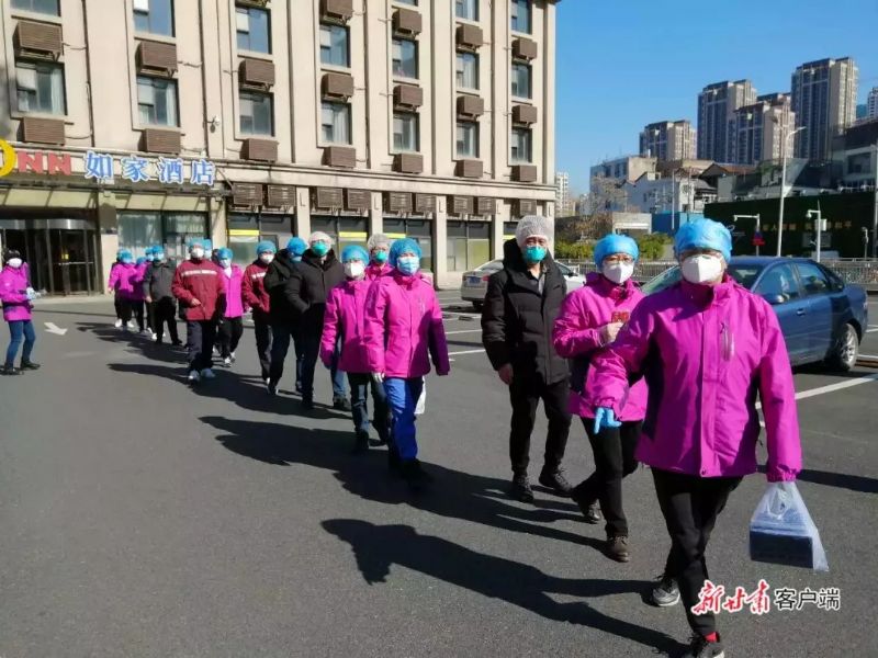 【陇鄂心连心】是&ldquo;指挥官&rdquo;也是&ldquo;大管家&rdquo;&mdash;&mdash;记甘肃省第四批支援湖北医疗队队长杨兰​