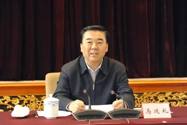 马廷礼向党外人士宣讲中共十九届五中全会精神时强调 统一思想凝聚共识 为建设幸福美好新甘肃贡献智慧力量