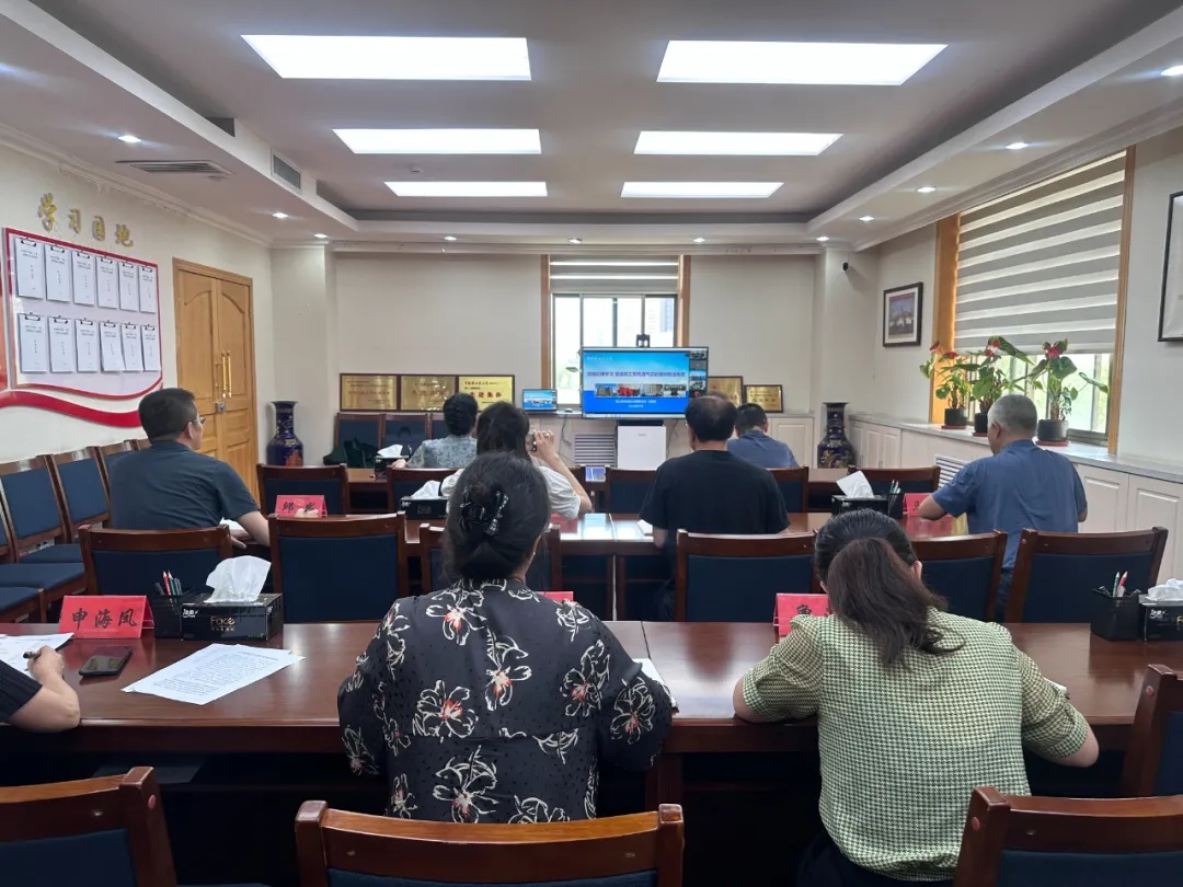 农工党甘肃省委会机关聆听邓蓉玲专题辅导报告