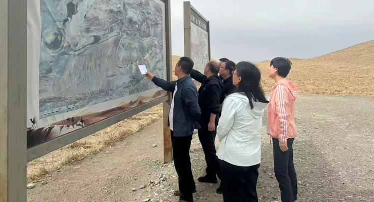 农工党酒泉市委会调研疏勒河流域中下游防沙治沙林草综合治理工作